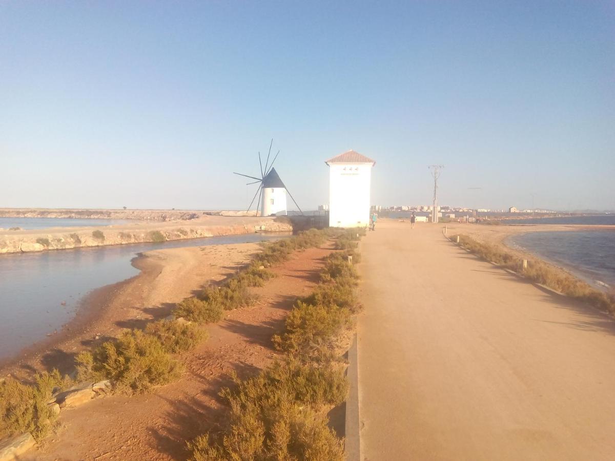Apartamento Primera Linea Playa San Pedro del Pinatar Luaran gambar